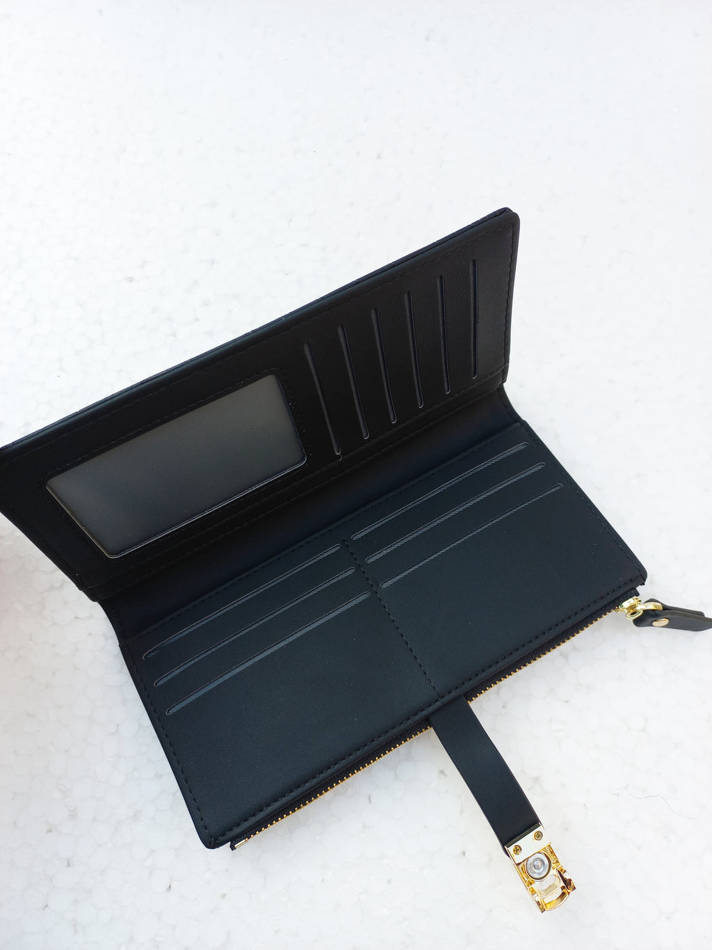 Glamora (Black)