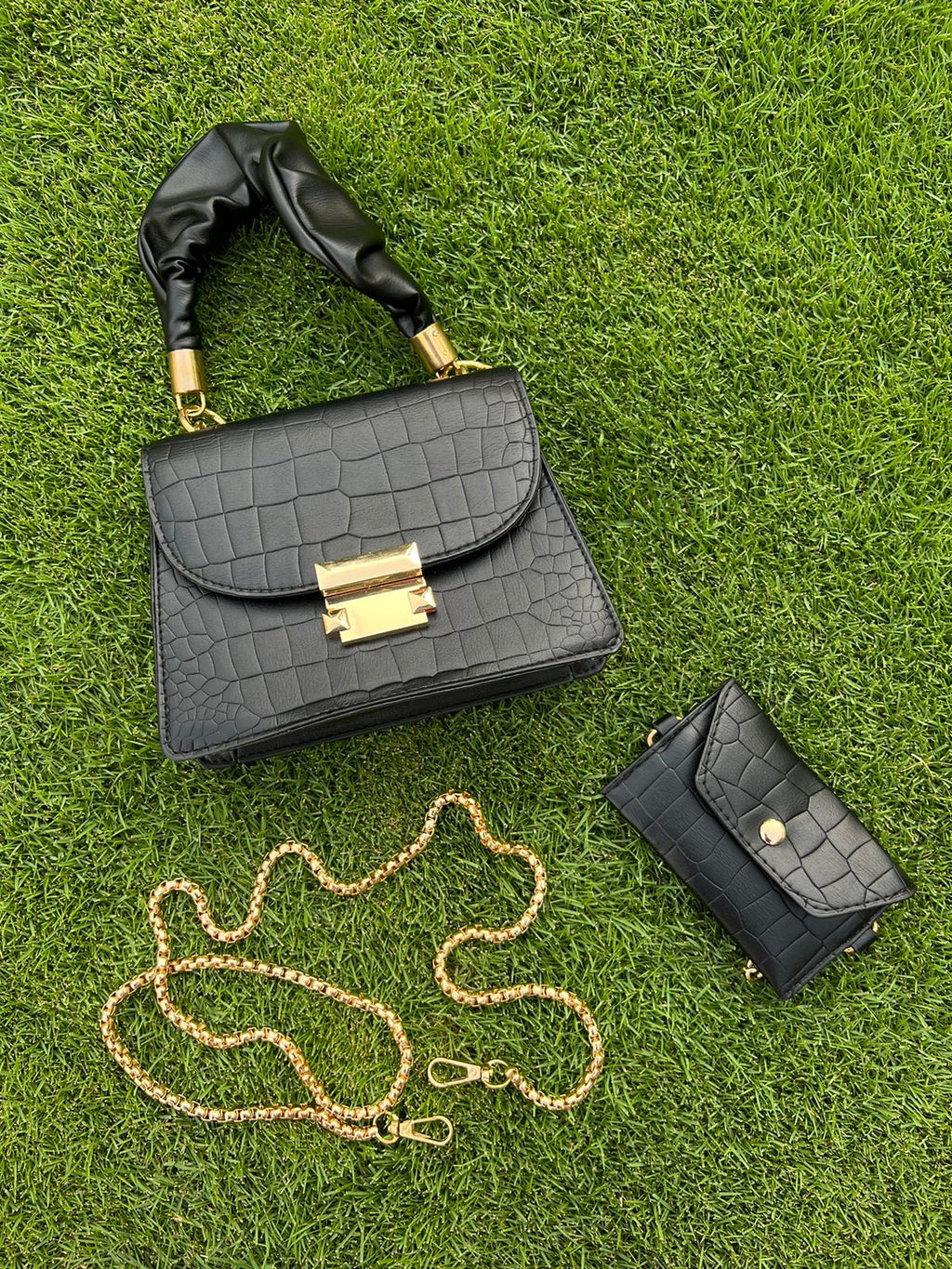 Lily Luxe Black
