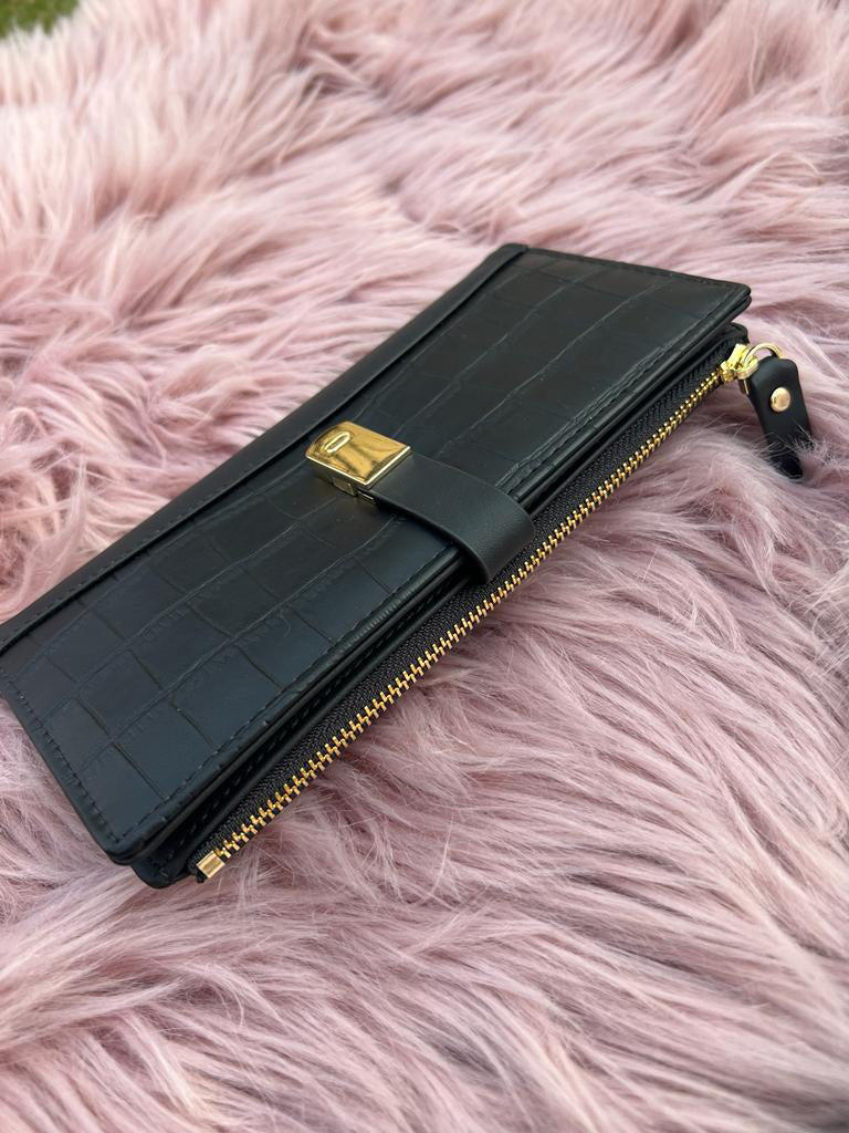 Glamora (Black)