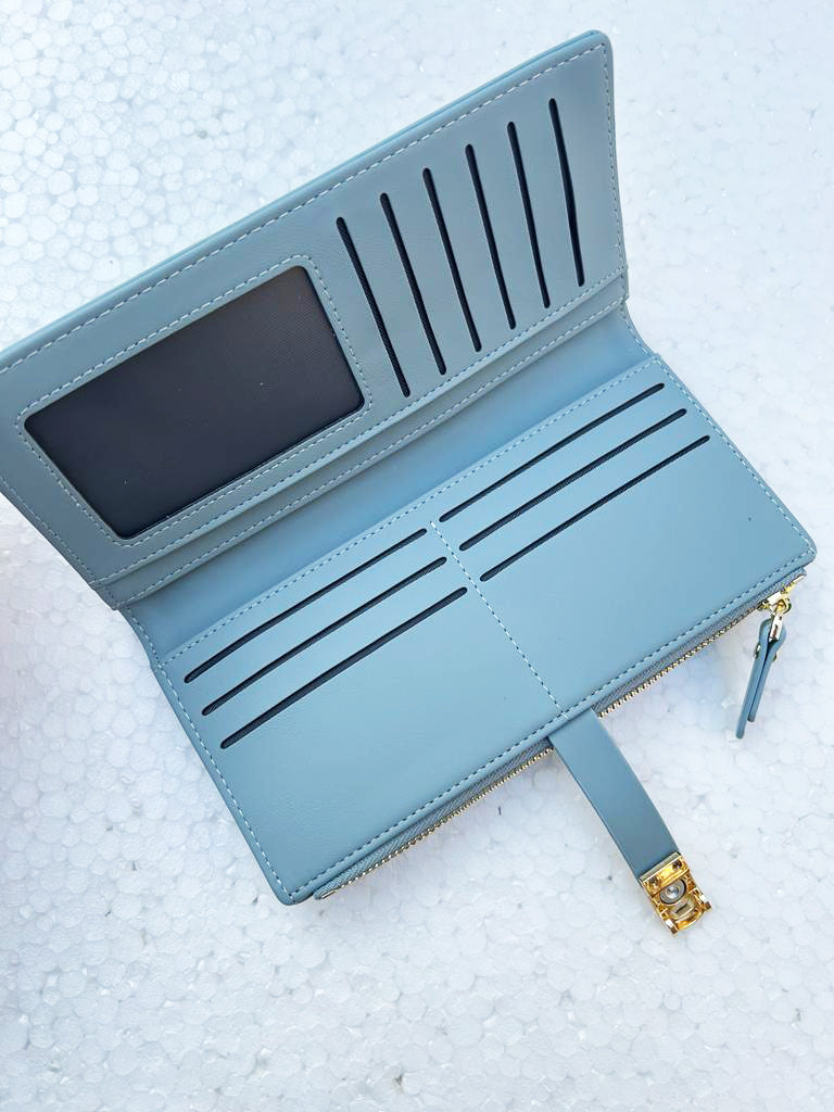 Glamora (GB793)