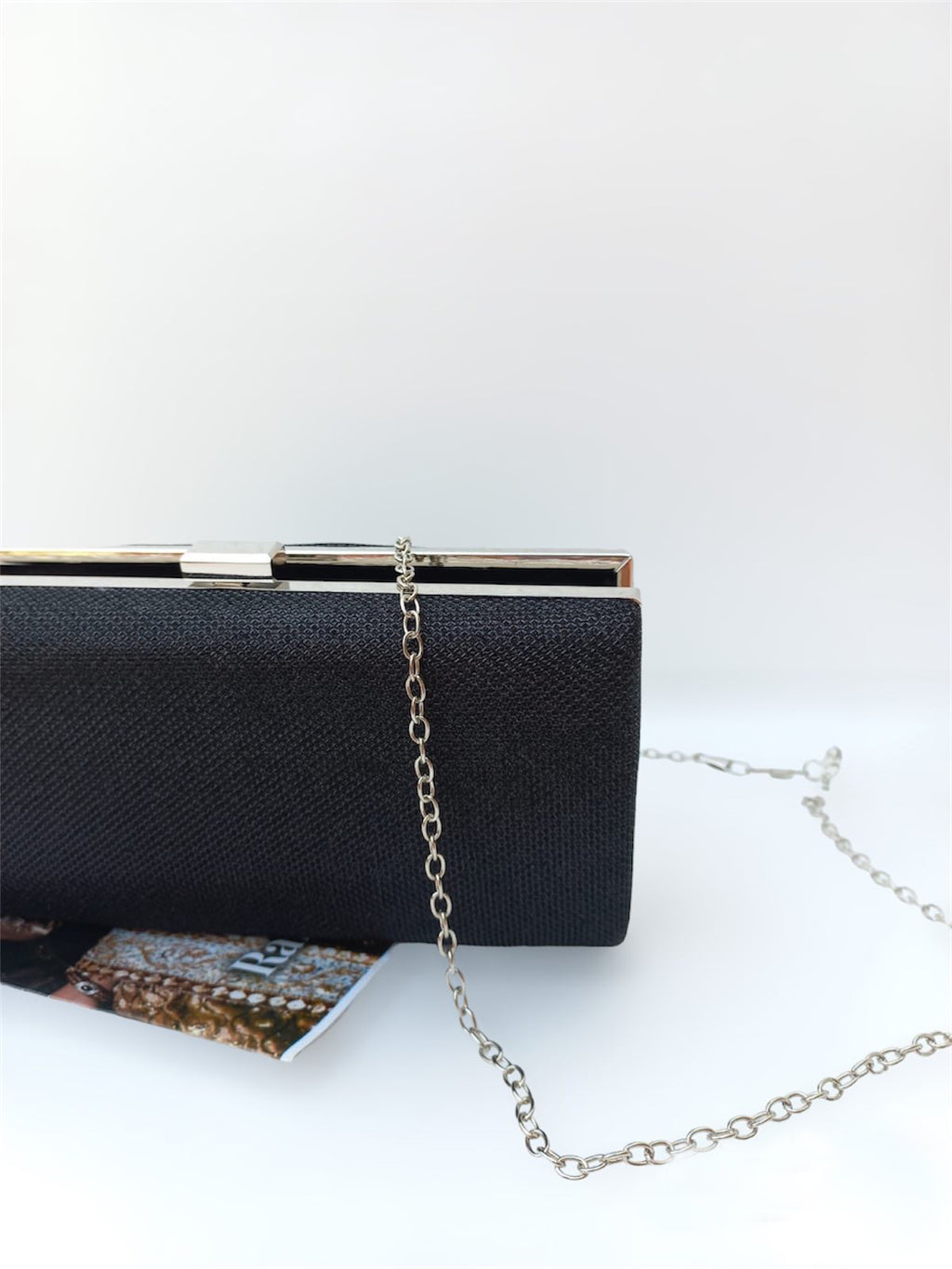 Clutch (Black)