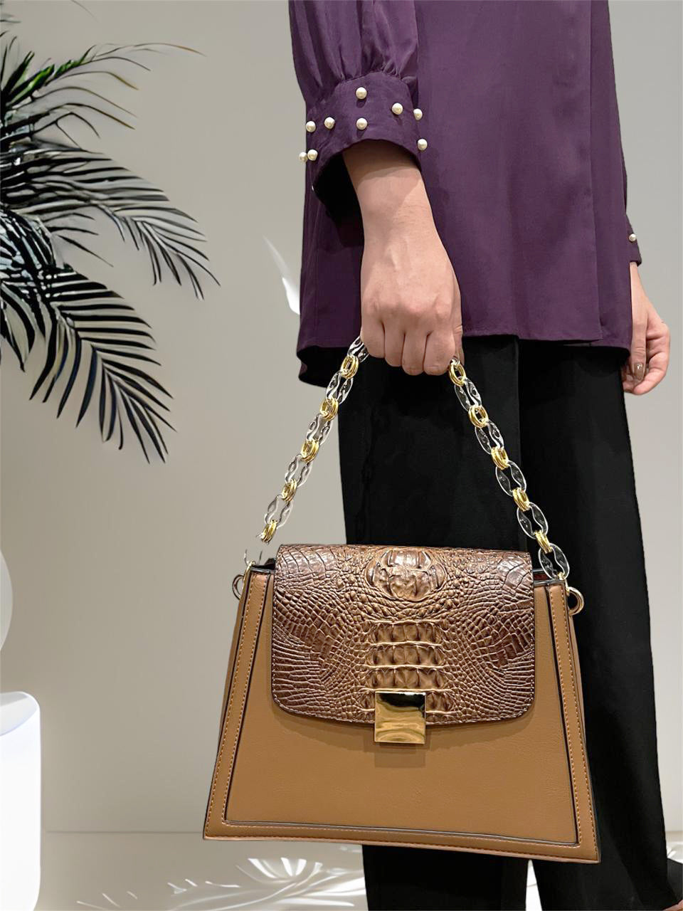 Velarica (Brown)