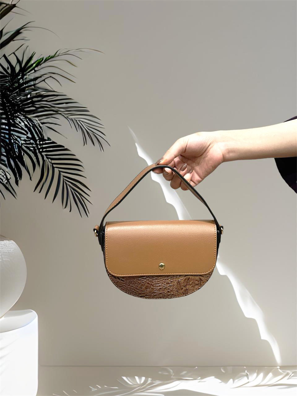 Velarica (Brown)