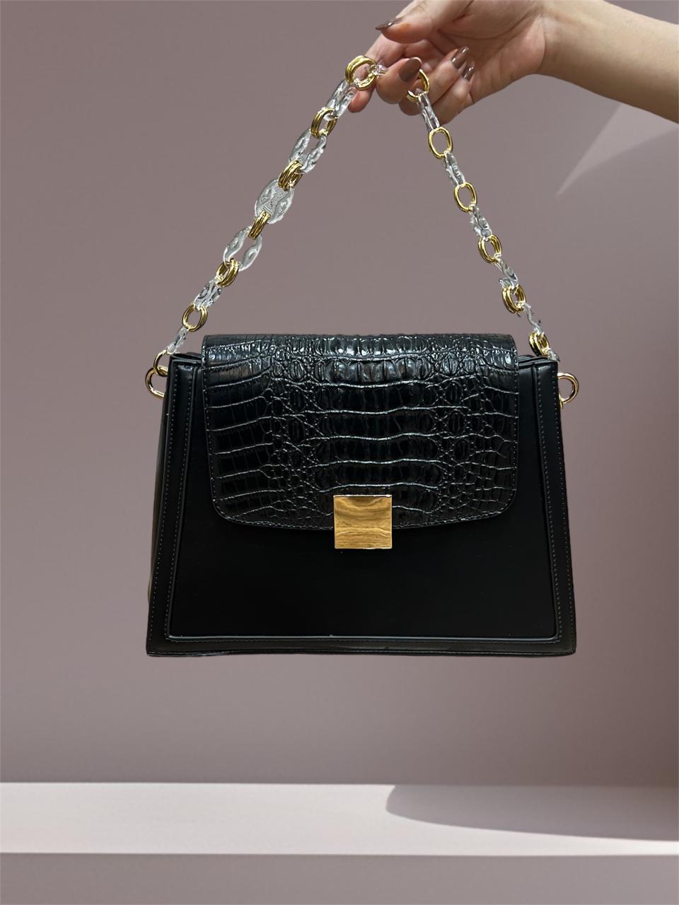 Velarica (Black)