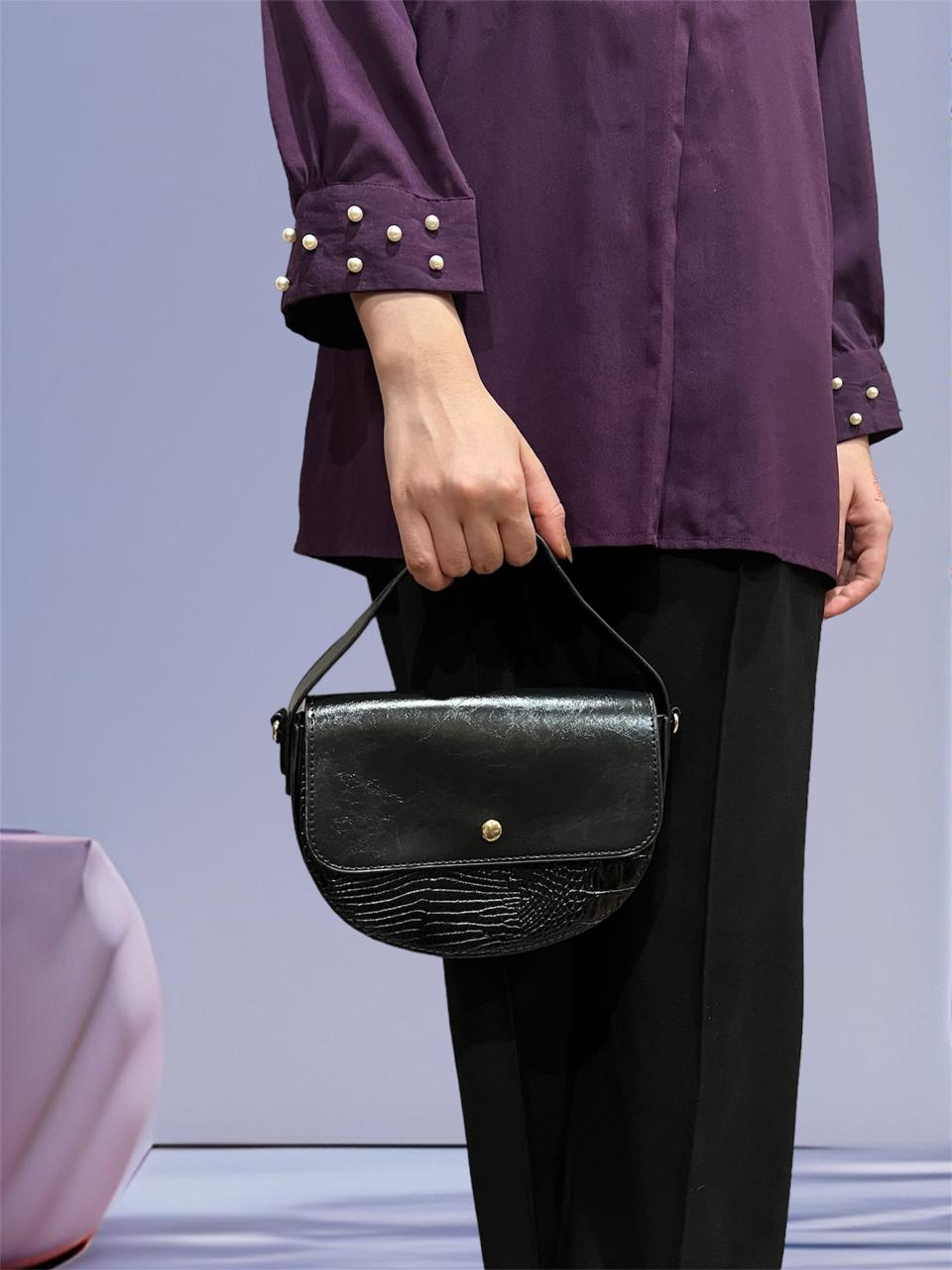 Velarica (Black)