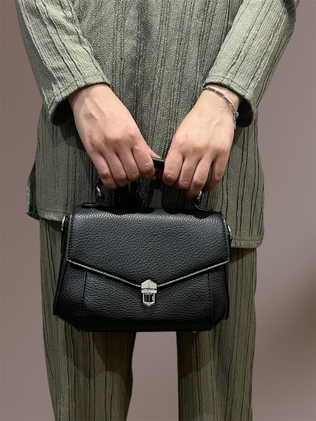 Noir Luxe