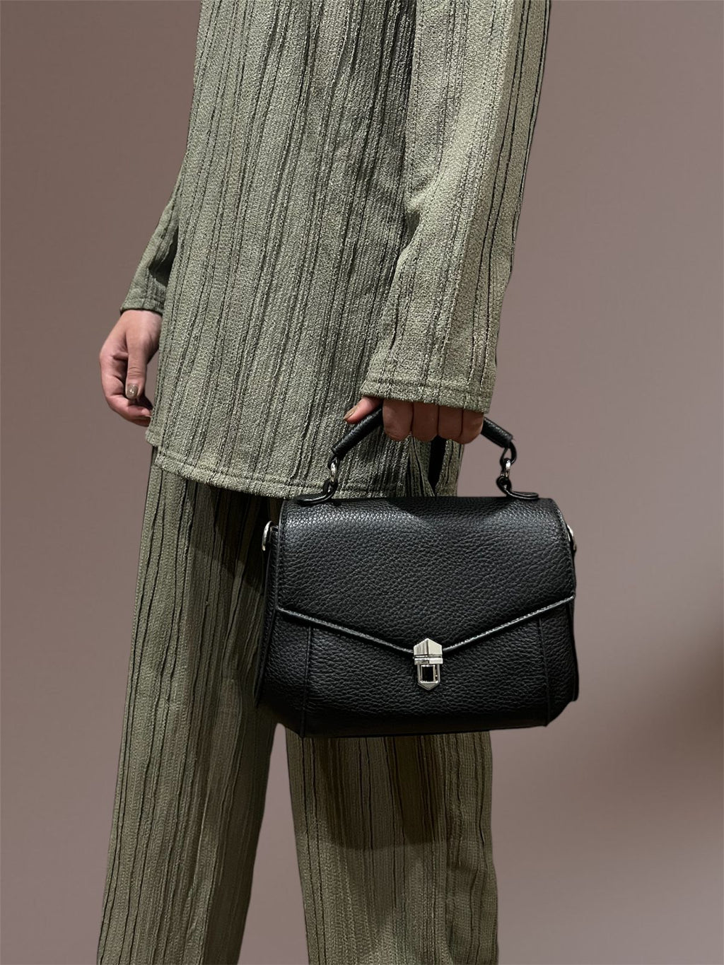 Noir Luxe