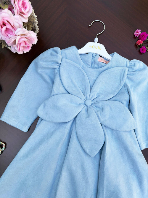 Blue Daisy