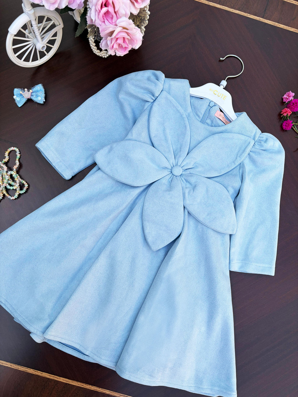 Blue Daisy