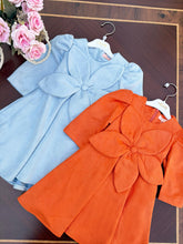 Load image into Gallery viewer, Zinnia
