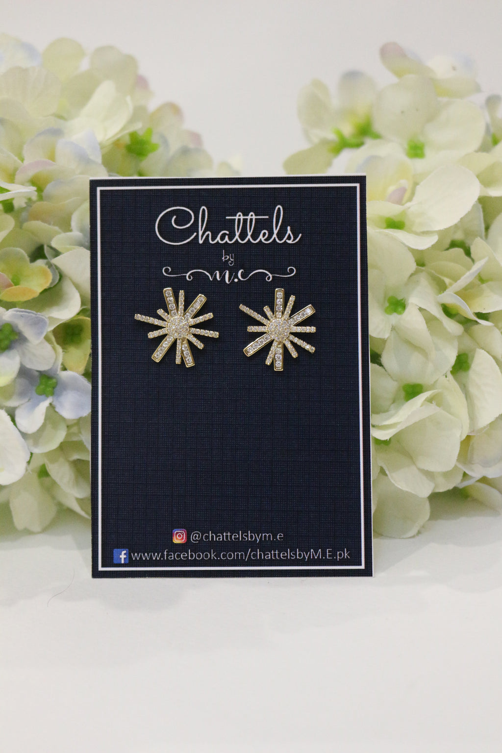 Flamboyant Stud Earrings (Gold)
