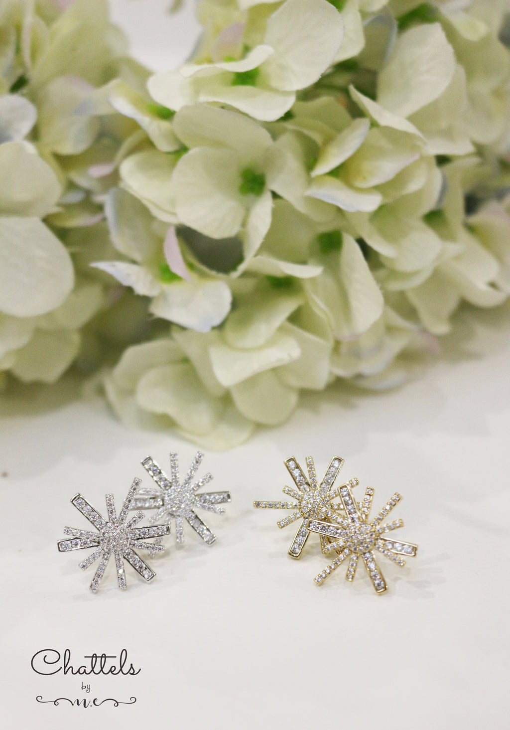 Flamboyant Stud Earrings (Silver)