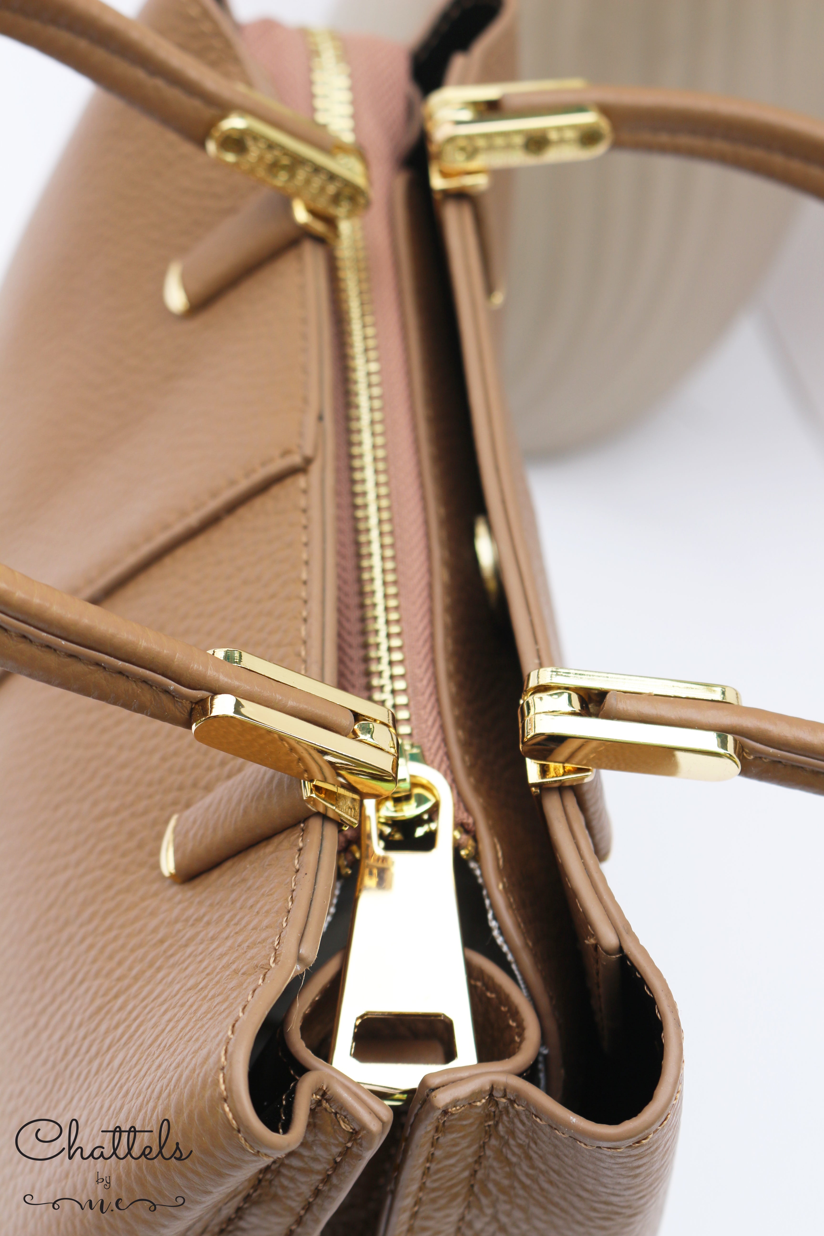 “Katlynne Leather Bag” (Brown)