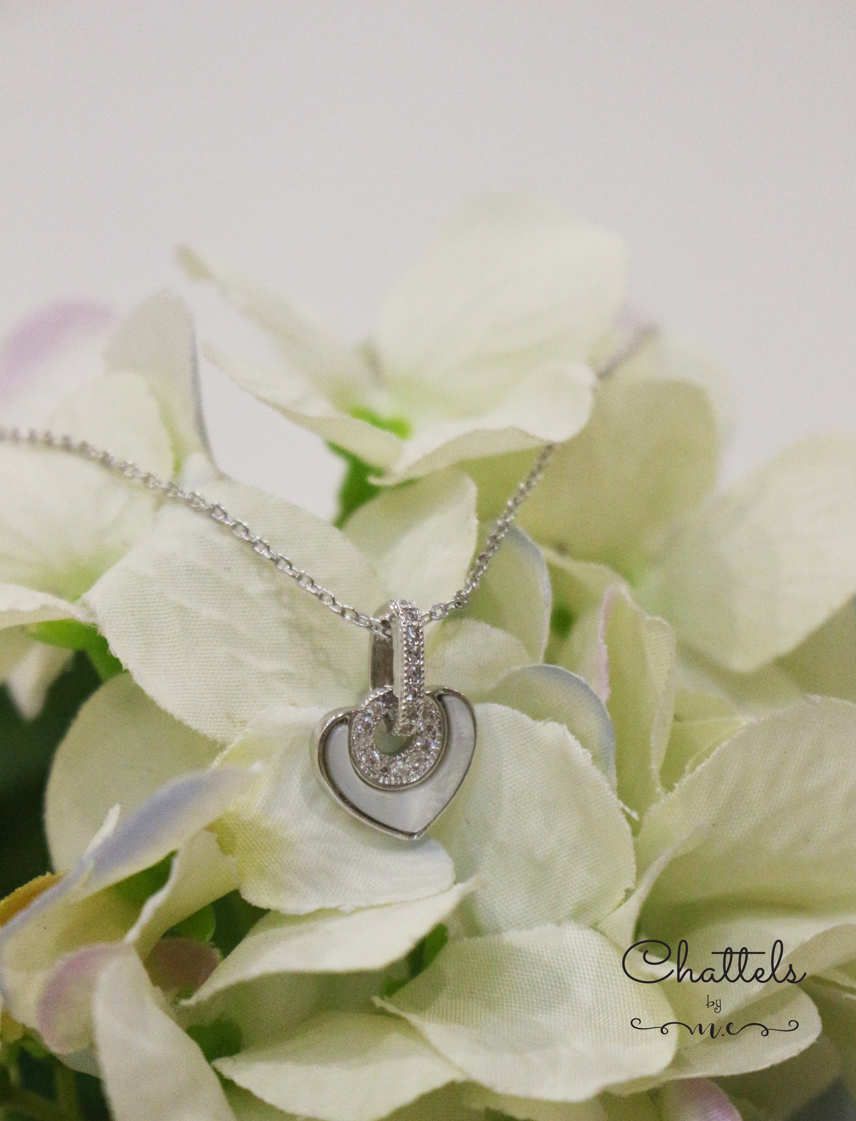 "Chiara Heartshaped Set"